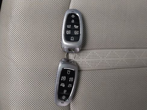 Used 2020 Hyundai Sonata Limited image 32