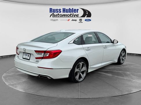 Used 2019 Honda Accord Touring image 7