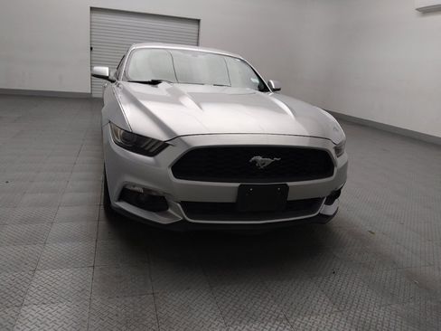 Used 2017 Ford Mustang Coupe image 14