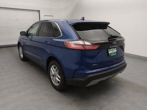 Used 2023 Ford Edge SEL image 5