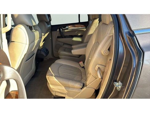 Used 2012 Buick Enclave Leather image 11