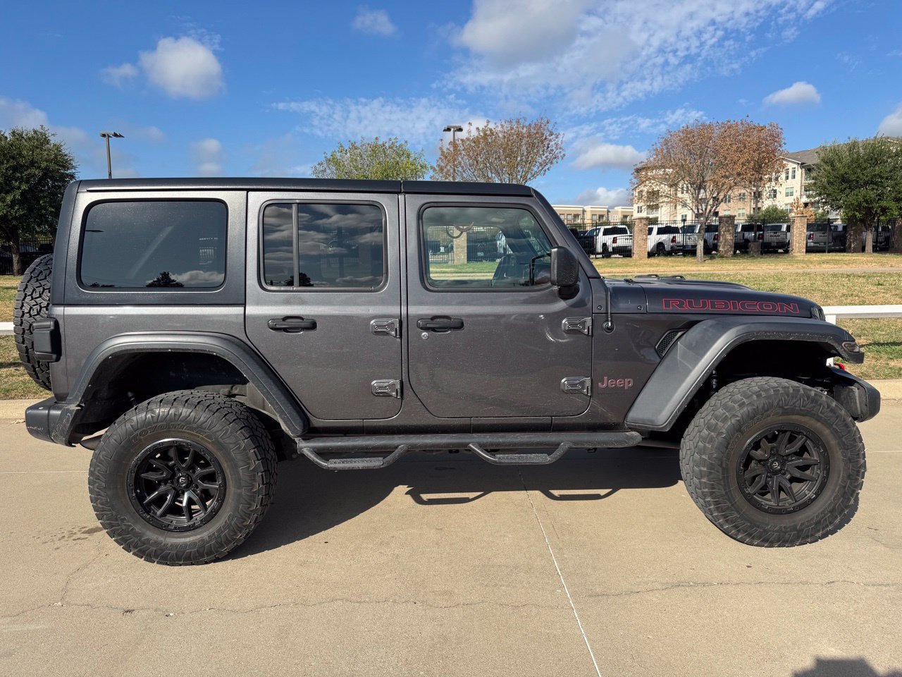 Used 2021 Jeep Wrangler Unlimited Rubicon AWD/4WD image 3