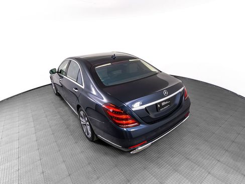Used 2018 Mercedes-Benz S 560 Sedan image 5