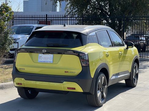 New 2026 Nissan Kicks SR w/ SR Premium Package image 4