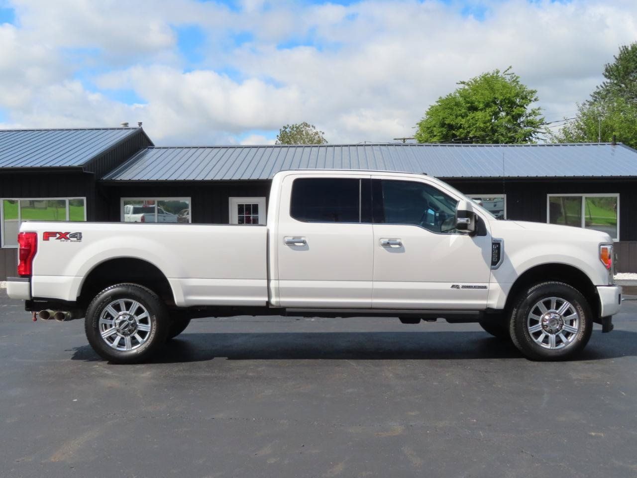 Used 2018 Ford F350 Limited AWD/4WD image 7