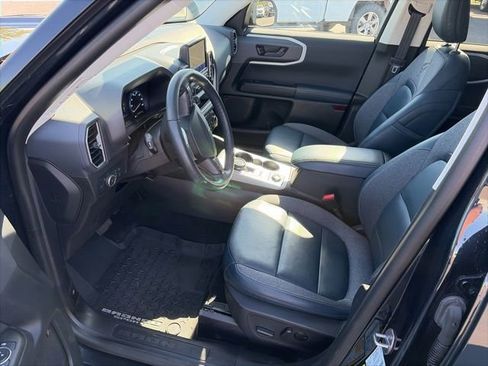 Used 2022 Ford Bronco Sport Outer Banks w/ Tech Package AWD/4WD image 11