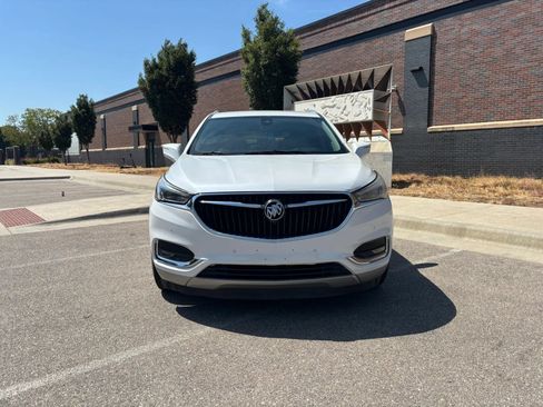 Used 2018 Buick Enclave Premium FWD image 3