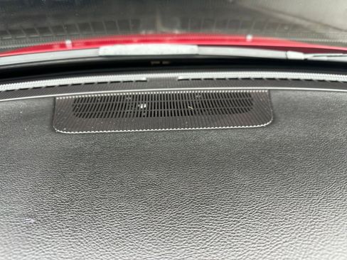 Used 2025 Jeep Compass Limited image 18