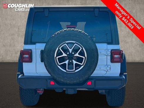 Used 2024 Jeep Wrangler Unlimited Rubicon w/ Convenience Group image 9