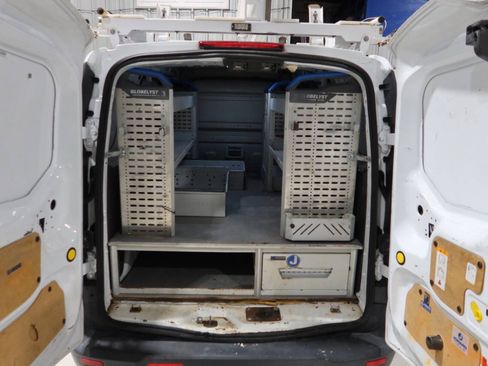 Used 2016 Ford Transit Connect XL FWD image 16