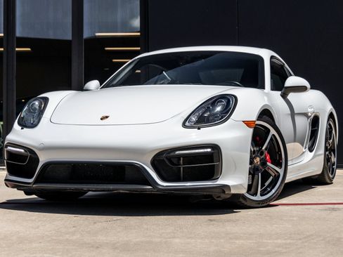 Certified 2015 Porsche Cayman GTS RWD image 1