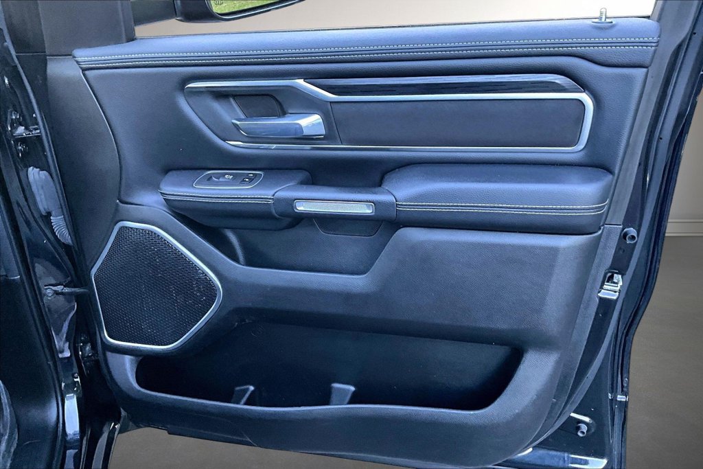 Used 2023 RAM 1500 Laramie AWD/4WD image 28