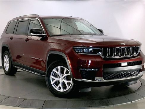 Used 2022 Jeep Grand Cherokee L Limited AWD/4WD image 31