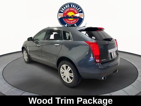 Used 2012 Cadillac SRX Luxury image 8