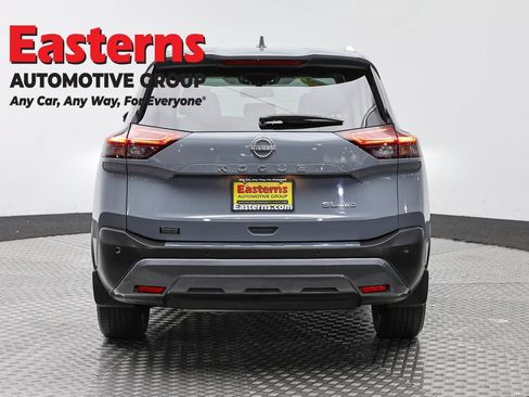 Used 2023 Nissan Rogue SL AWD/4WD image 6