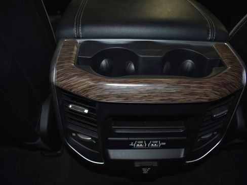 Used 2020 RAM 1500 Laramie image 25