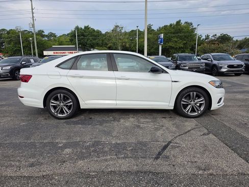 Used 2021 Volkswagen Jetta R-Line w/ R-Line Cold Weather Package FWD image 11
