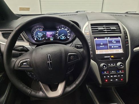 Used 2018 Lincoln MKC Premiere image 22