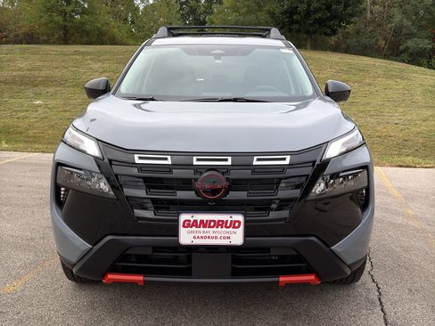 New 2026 Nissan Rogue SV image 3