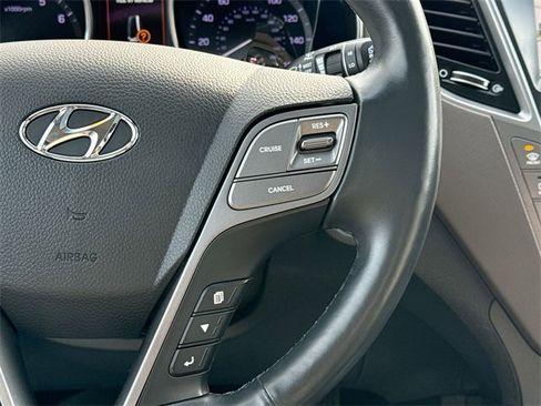 Used 2019 Hyundai Santa Fe XL image 28