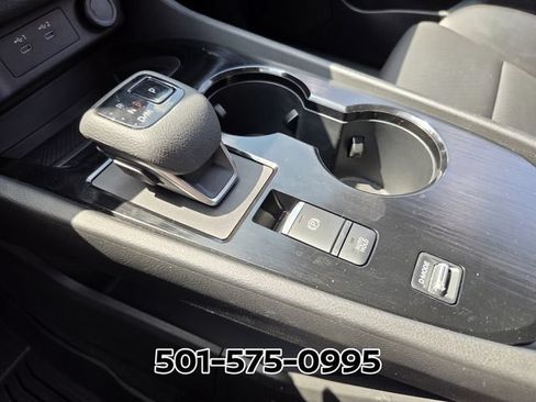 Used 2025 Nissan Rogue SV w/ SV Premium Package FWD image 30