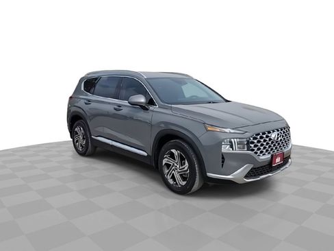 Used 2022 Hyundai Santa Fe SEL FWD image 2