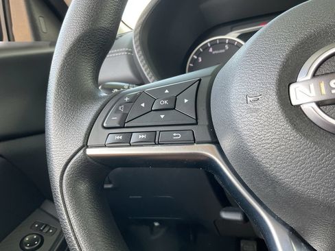 Used 2025 Nissan Sentra SV FWD image 26