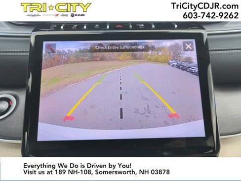 New 2025 Jeep Grand Cherokee Limited w/ Trailer Tow Package image 19