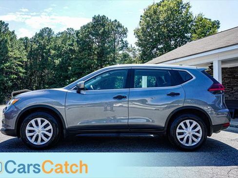 Used 2018 Nissan Rogue S image 8