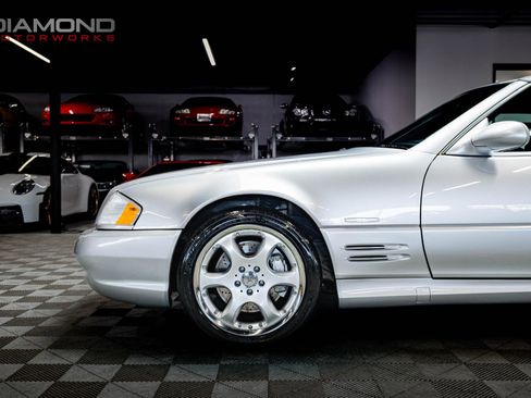 Used 2002 Mercedes-Benz SL 500 Silver Arrow image 9