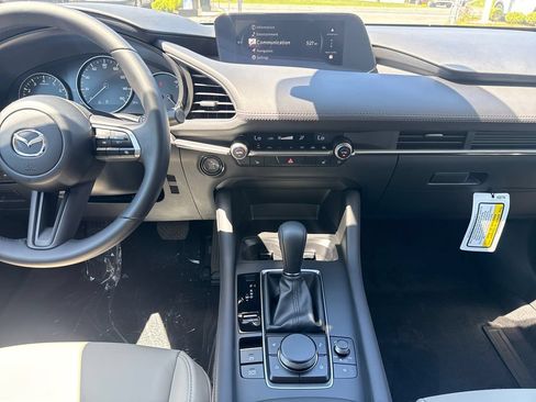 New 2026 MAZDA MAZDA3 2.5 S Sedan w/ Preferred Pkg FWD image 17