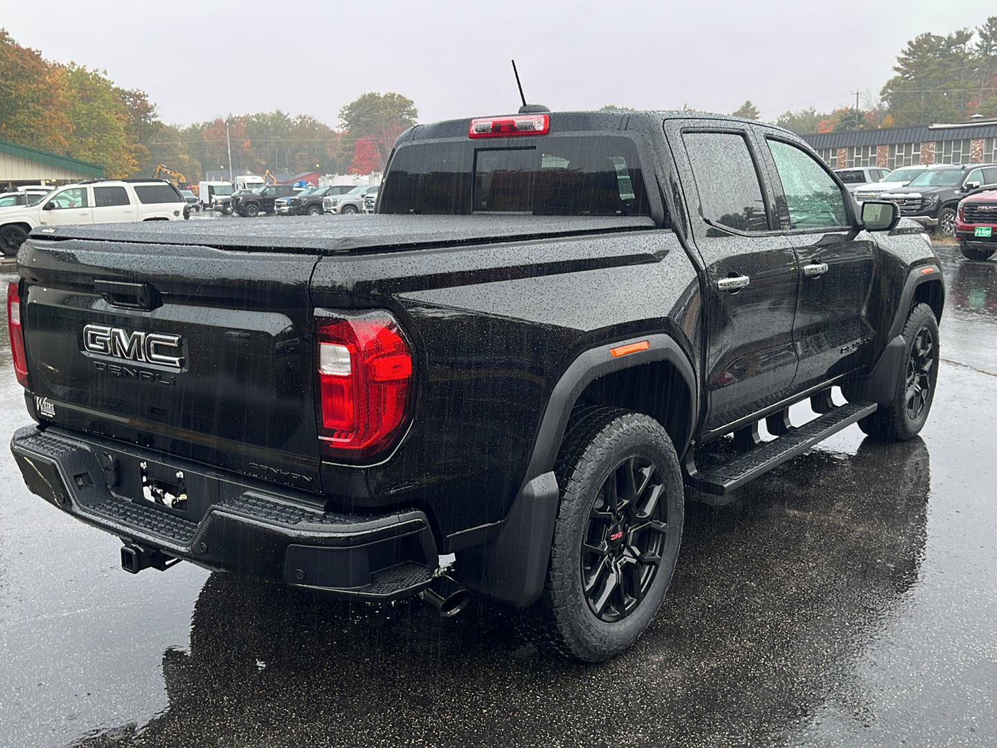 Used 2026 GMC Canyon Denali w/ LPO, Denali Black Edition AWD/4WD image 5