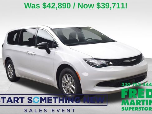 New 2026 Chrysler Voyager LX image 1