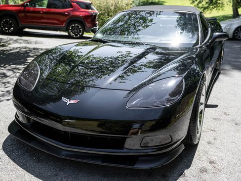 Used 2008 Chevrolet Corvette Convertible w/ Preferred Equipment Group RWD image 21