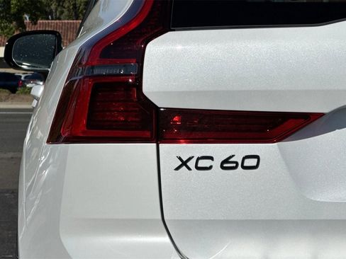 New 2026 Volvo XC60 B5 Ultra w/ Protection Package Premier AWD/4WD image 27