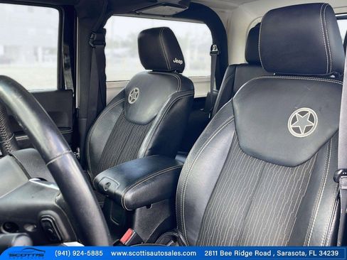 Used 2015 Jeep Wrangler Sport image 2