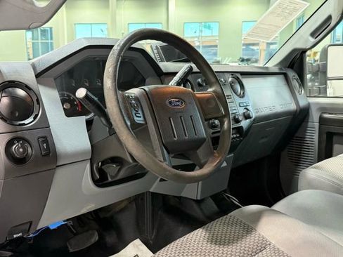 Used 2016 Ford F250 XL w/ Power Equipment Group image 13