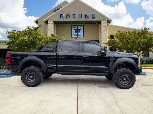 Used 2024 Ford F250 Lariat w/ Lariat Ultimate Package AWD/4WD image 7