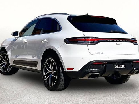 Used 2023 Porsche Macan AWD/4WD image 17