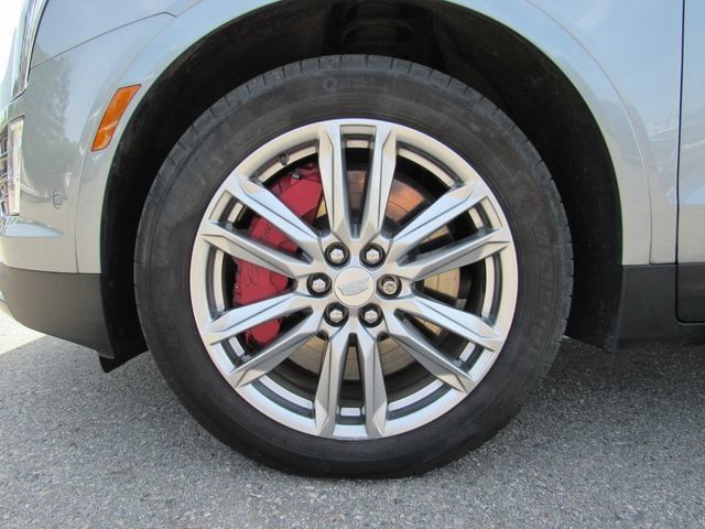 Certified 2023 Cadillac XT5 Sportv w/ Technology Package AWD/4WD image 9