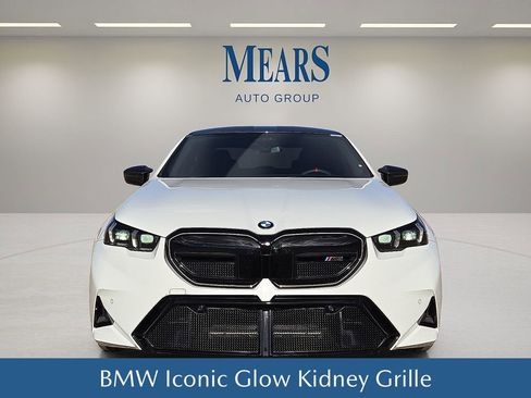 Used 2026 BMW M5 w/ Carbon Package image 9