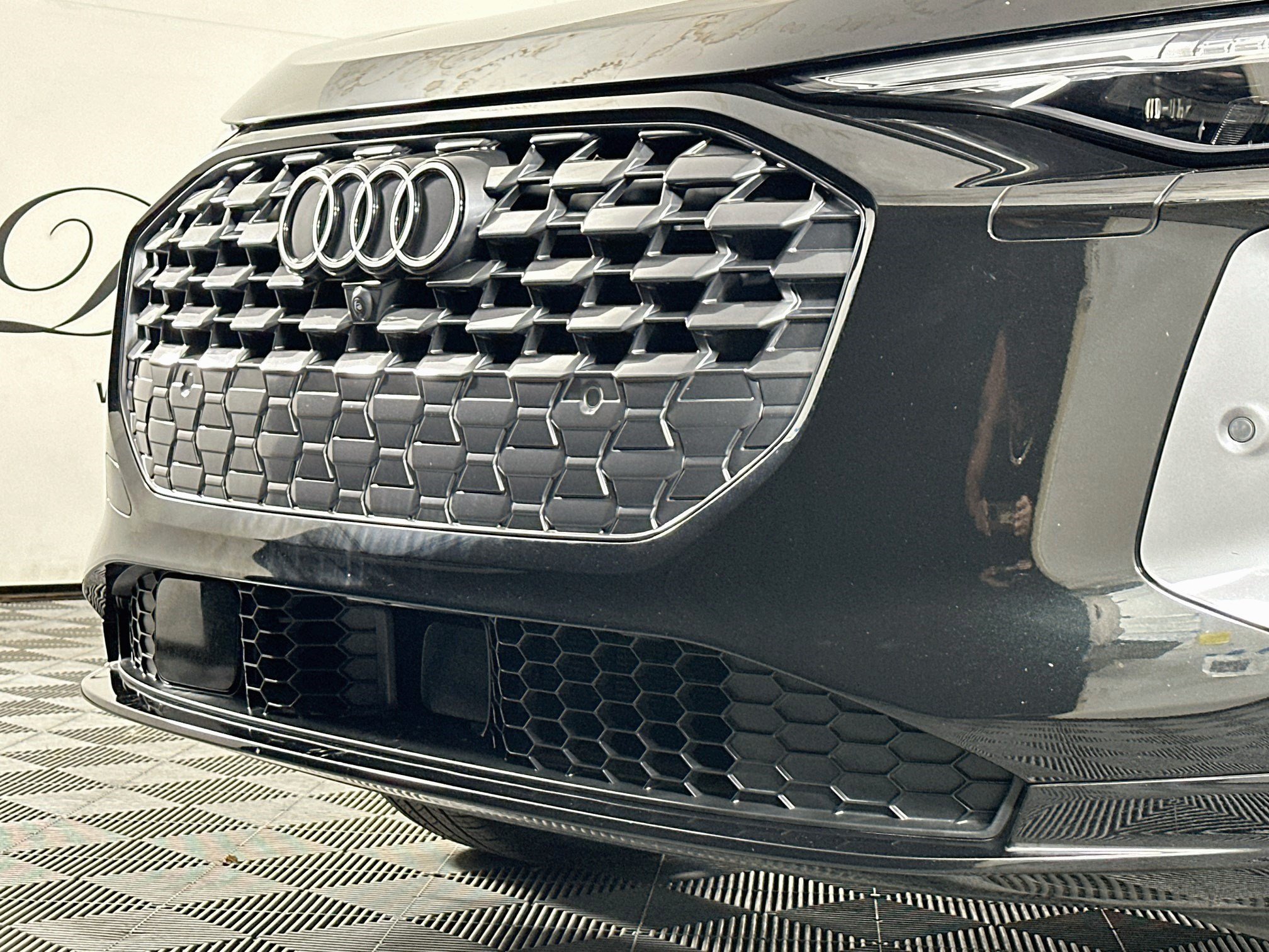 Used 2025 Audi Q5 Premium Plus AWD/4WD image 32