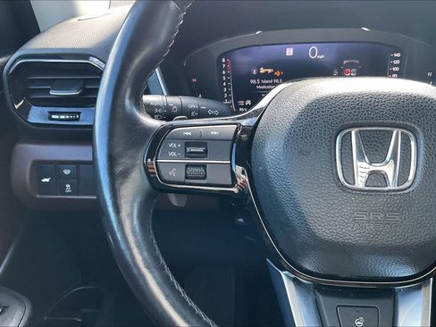 Used 2023 Honda Pilot Elite image 24