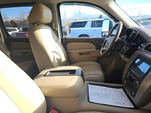 Used 2011 GMC Sierra 3500 SLT w/ SLT Convenience Package image 22