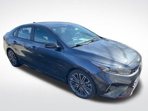 Used 2022 Kia Forte GT w/ GT2 Package image 2