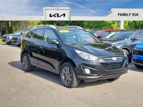 Used 2015 Hyundai Tucson SE AWD/4WD image 1