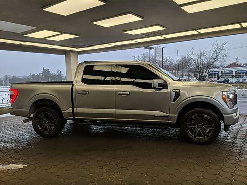 Used 2021 Ford F150 Lariat image 4