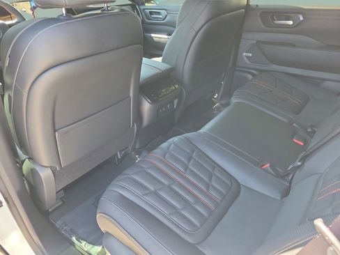 New 2025 Nissan Armada PRO-4X image 15