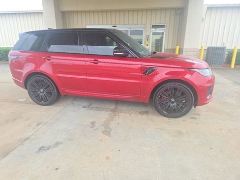 Used 2019 Land Rover Range Rover Sport Supercharged AWD/4WD image 9