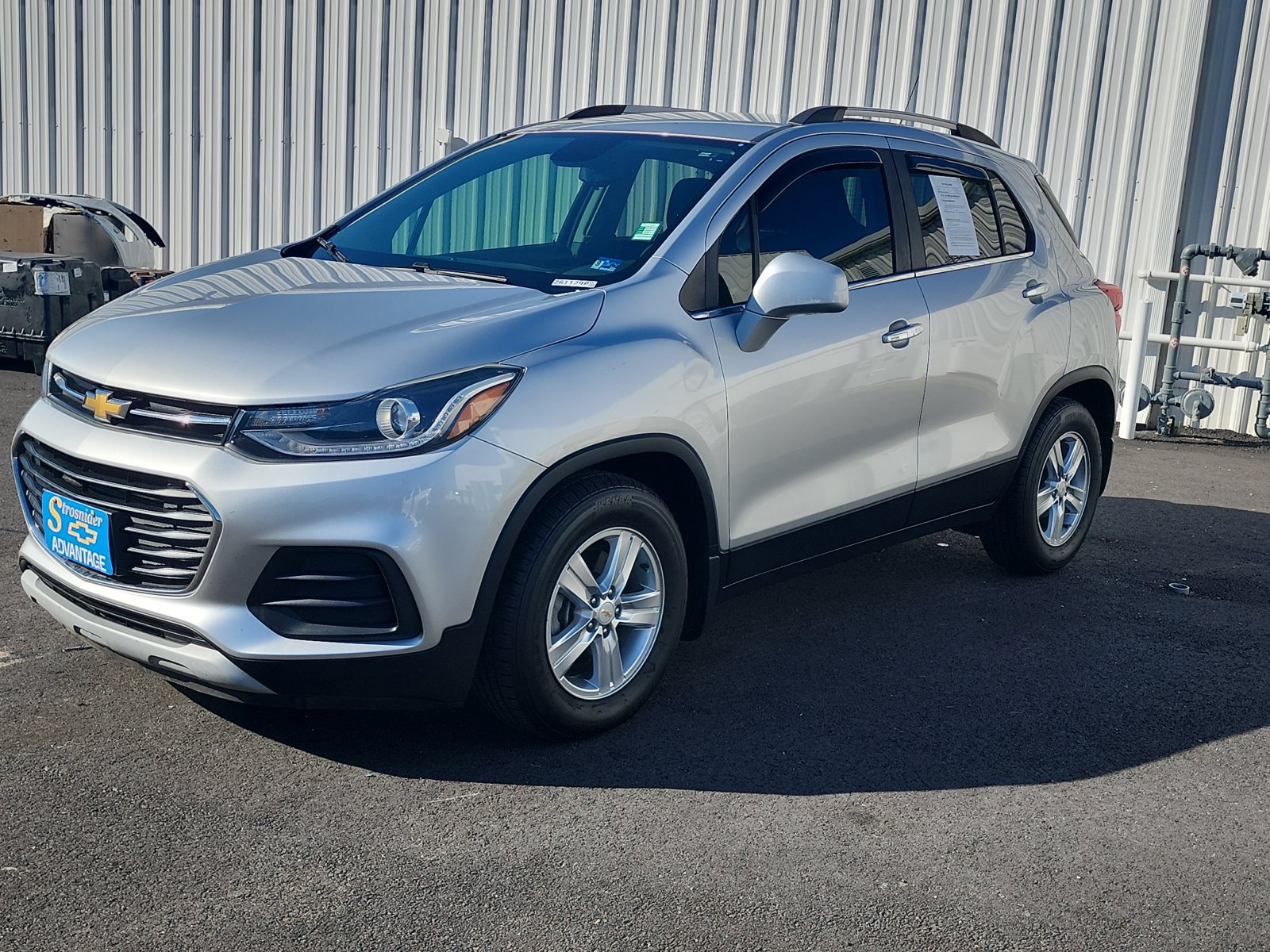 Used 2019 Chevrolet Trax LT w/ LT Convenience Package FWD image 1